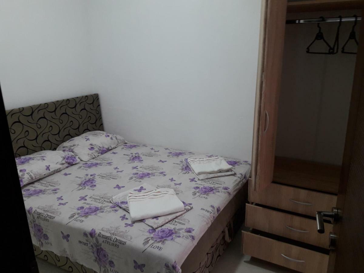 Apartment Perutovic Сутоморе Екстериор снимка